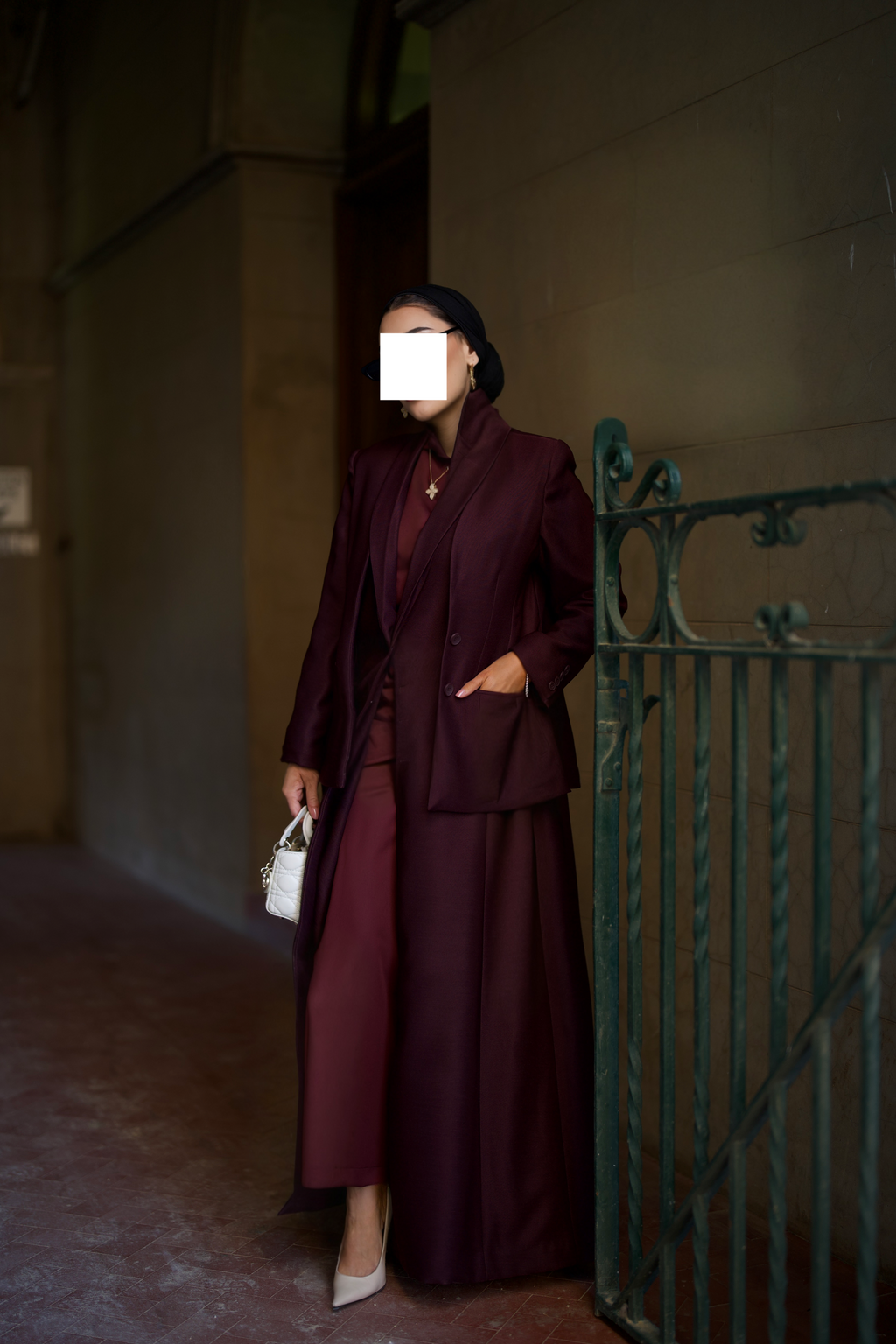BURGUNDY TRAUPE TRAVEL SUIT